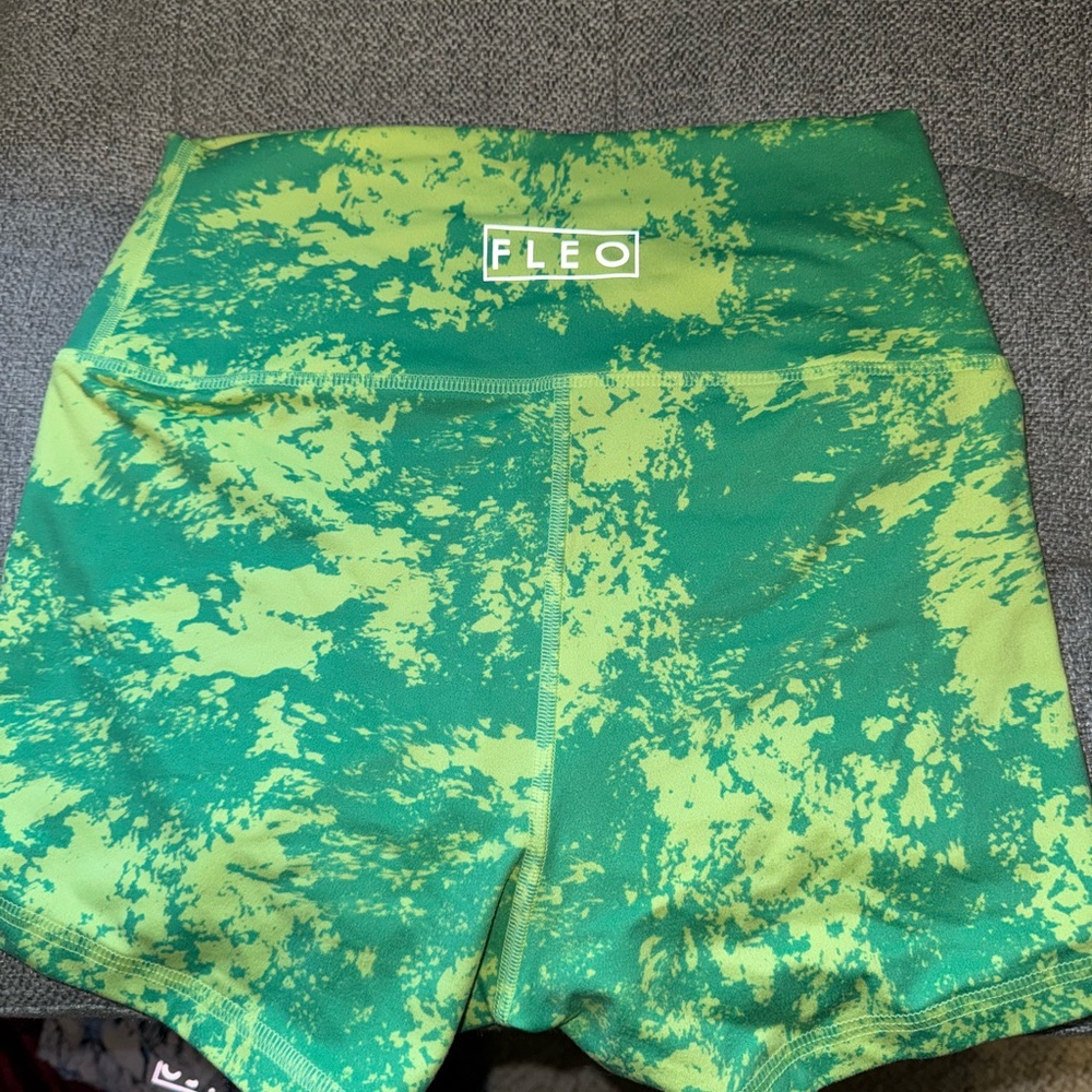 FLEO Green Women's Shorts